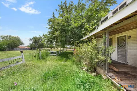 763 Upper Elgin River Rd, Elgin, TX 78621 photo 9