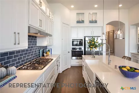 Kitchen - 801 Jackson River Loop, Kyle, TX 78640 photo 3 of 5