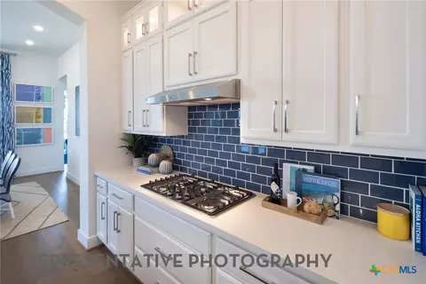 Kitchen - 801 Jackson River Loop, Kyle, TX 78640 photo 4 of 5