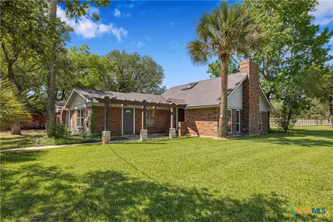 20 Hambleton Rd, Victoria, TX 77905