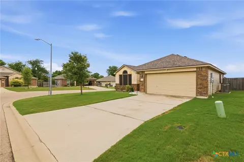 1020 Jamestown Dr, Temple, TX 76504