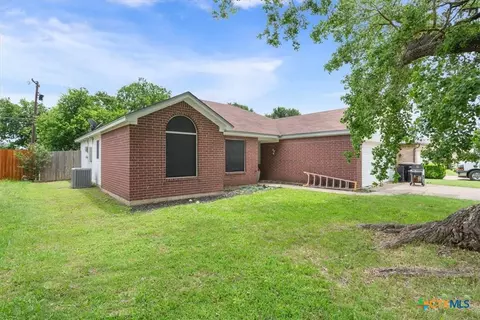 129 Meadowbrook Dr, Temple, TX 76502