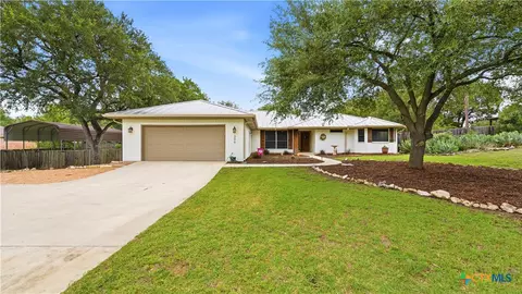 306 Spring Holw, New Braunfels, TX 78132