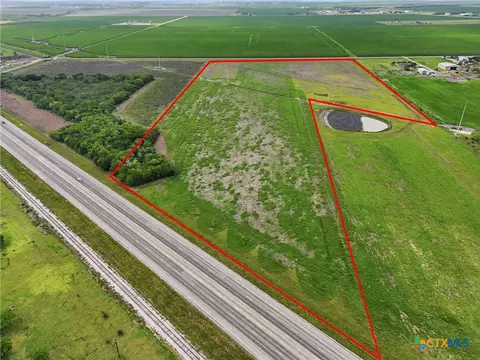 4236 Us Highway 87, Port Lavaca, TX 77979