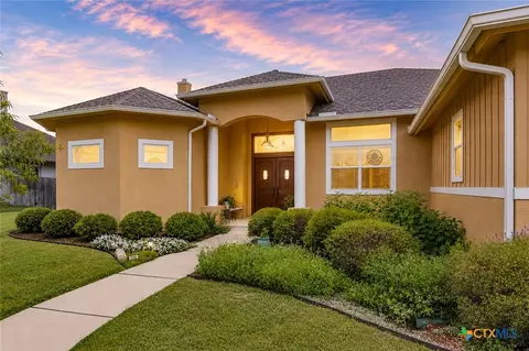 216 River Park Dr, New Braunfels, TX 78130