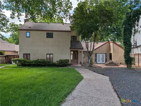 2573 Blumberg Park, Seguin, TX 78155