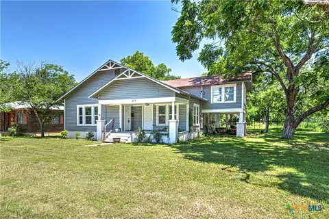 407 8th St, Moody, TX 76557