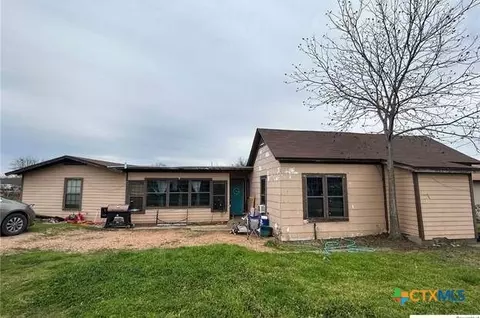 419 W Main St, Lometa, TX 76853