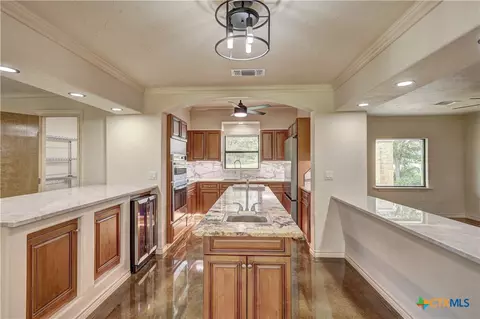 210 E Center Point Dr, Center Point, TX 78010