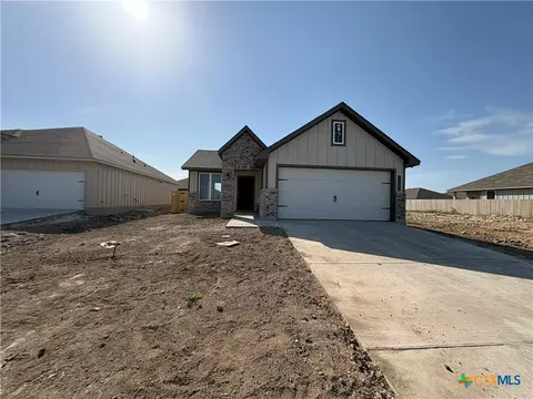 1442 Dowdy Dr, Belton, TX 76513