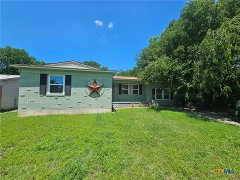 605 N 11th St, Copperas Cove, TX 76522