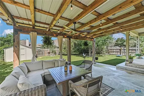 18608 Royal Pointe Dr, Pflugerville, TX 78660