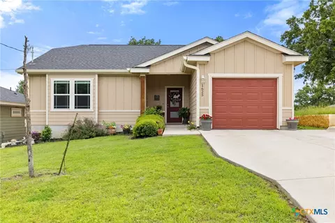1625 Packsaddle Trl, Kingsland, TX 78639