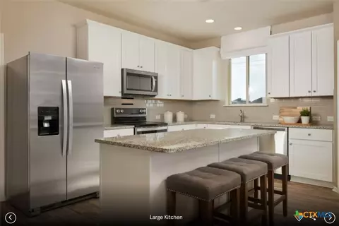 124 Hatari Trl, Jarrell, TX 76537 photo 5