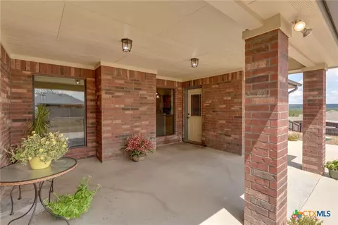 Exterior - 3375 Upton Dr, Kempner, TX 76539 photo 5 of 9