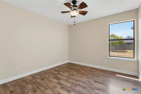 Bedroom - 3375 Upton Dr, Kempner, TX 76539 photo 2 of 5