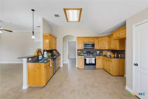 Kitchen - 3375 Upton Dr, Kempner, TX 76539 photo 2 of 3