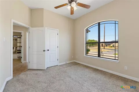 Bedroom - 3375 Upton Dr, Kempner, TX 76539 photo 4 of 5