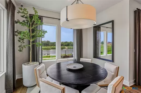 Dining - 325 Ridgeway Dr, Georgetown, TX 78628 photo 2 of 2