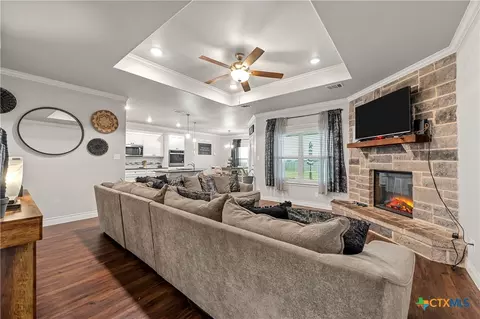 108 Hatter Dr, Moody, TX 76557 photo 5