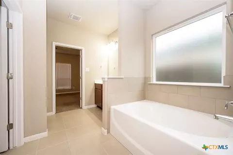 Entry Way - 6148 Wheaton Loop, Temple, TX 76502 photo 2 of 4