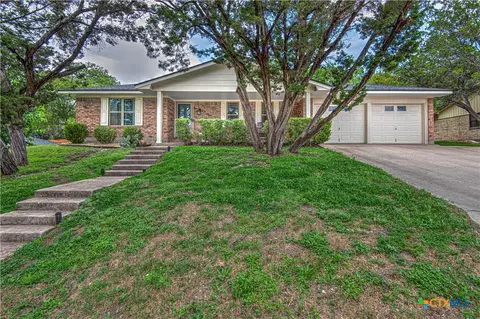 811 Woodside Dr, Harker Heights, TX 76548