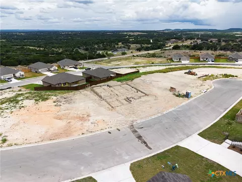129 Reed Henry Dr, Copperas Cove, TX 76522