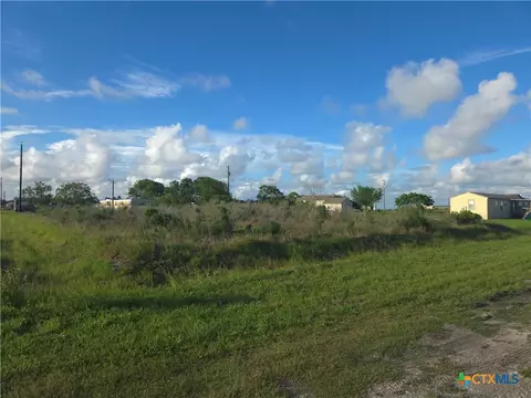 000 Lincoln, Port Lavaca, TX 77979