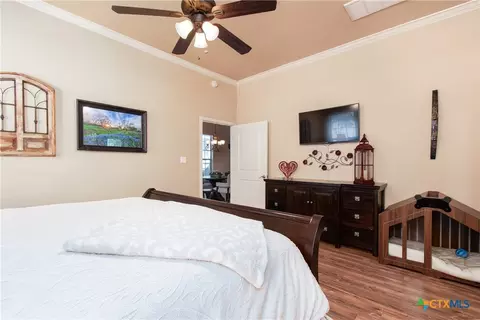 Bedroom - 209 Geode Ln, Jarrell, TX 76537 photo 5 of 6