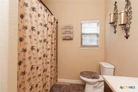 Bath - 209 Geode Ln, Jarrell, TX 76537 photo 2 of 2