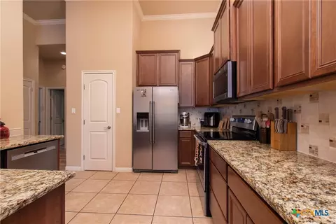 Kitchen - 209 Geode Ln, Jarrell, TX 76537 photo 1 of 2