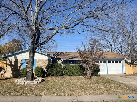814 S 25th St, Copperas Cove, TX 76522