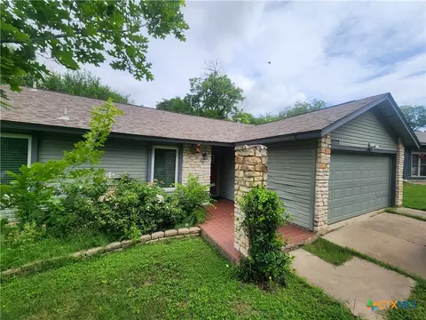 5222 Pine Pl, Austin, TX 78744