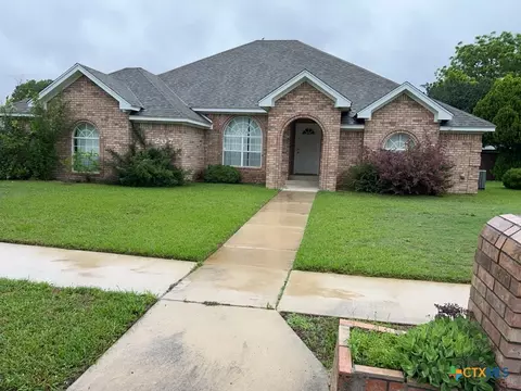 207 Cobblestone Dr, Killeen, TX 76542