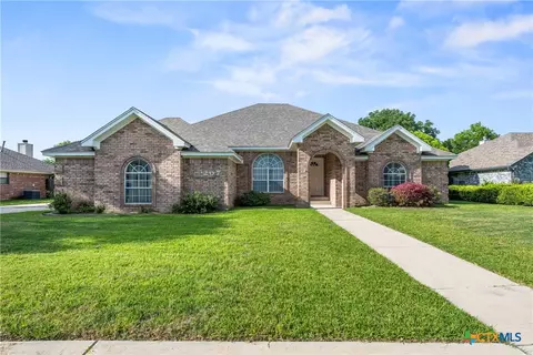207 Cobblestone Dr, Killeen, TX 76542