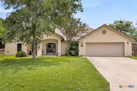 1353 Hunters Ct, Seguin, TX 78155