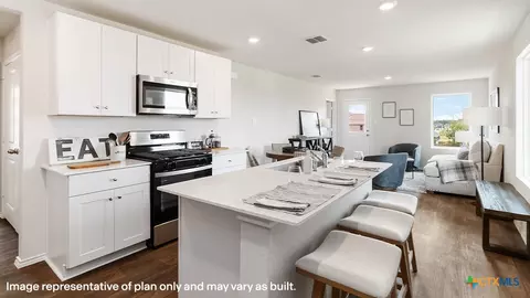 Kitchen - 1734 Rapids Dr, Temple, TX 76502 photo 3 of 4