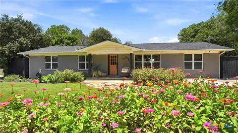 1335 Rivercrest Dr, New Braunfels, TX 78130