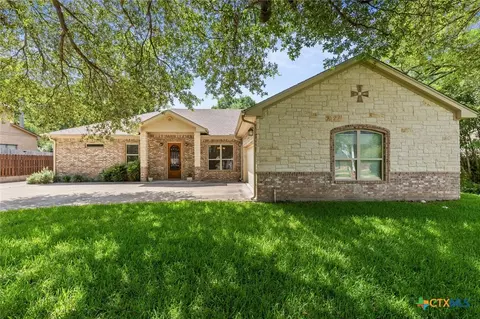 2809 Creek Side Dr, Temple, TX 76502