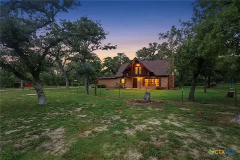 8606 State Highway 123, Stockdale, TX 78160