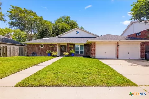 805 Santa Fe, Victoria, TX 77904