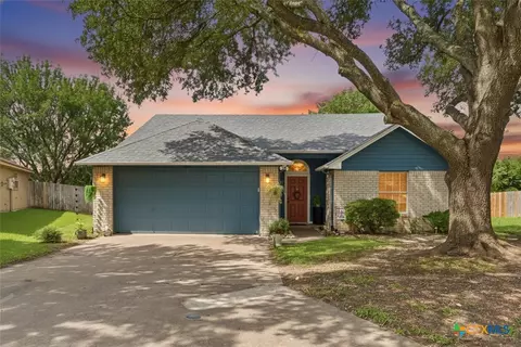 4810 Stone Pointe Dr, Temple, TX 76502