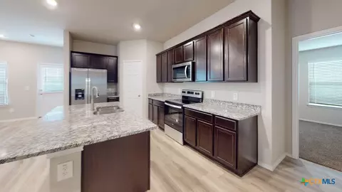 517 Hector Loop, Georgetown, TX 78626 photo 8