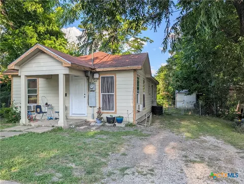 517 N 12th St, Temple, TX 76501