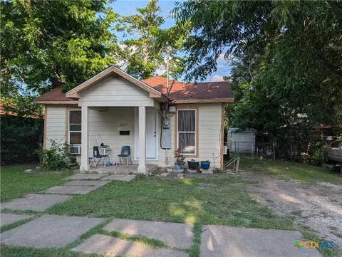 517 N 12th St, Temple, TX 76501