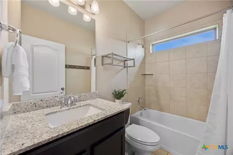 Bath - 7617 Lee Hall Loop, Temple, TX 76502 photo 1 of 4