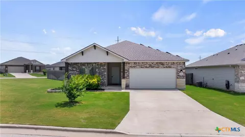 Exterior - 7617 Lee Hall Loop, Temple, TX 76502 photo 2 of 7