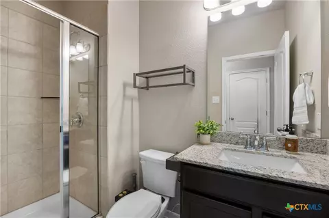Bath - 7617 Lee Hall Loop, Temple, TX 76502 photo 2 of 4