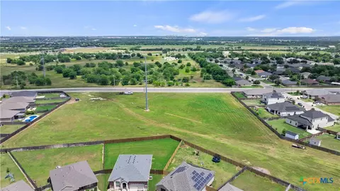 View/Area - 7617 Lee Hall Loop, Temple, TX 76502 photo 7 of 8