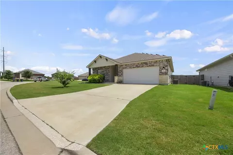 Exterior - 7617 Lee Hall Loop, Temple, TX 76502 photo 6 of 7